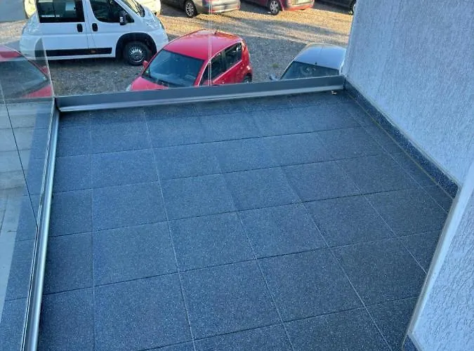 Celine Confort N. D. Cocea Bucareste