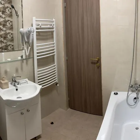 Appartement Celine Confort N. D. Cocea