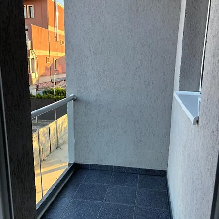 Celine Confort N. D. Cocea