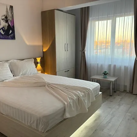 Celine Confort N. D. Cocea Apartament *