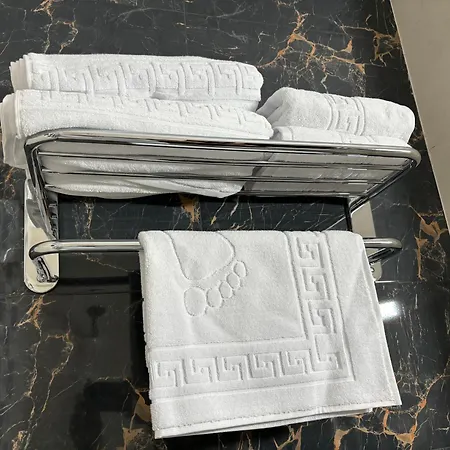 Celine Confort N. D. Cocea * Bucureşti