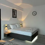 Apartamento Celine Confort N. D. Cocea *