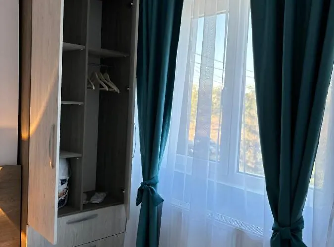 Celine Confort N. D. Cocea Apartament *