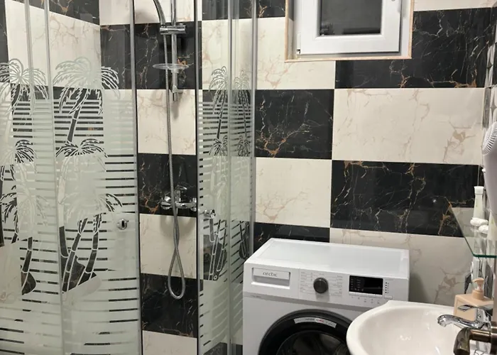 Celine Confort N. D. Cocea Apartament *