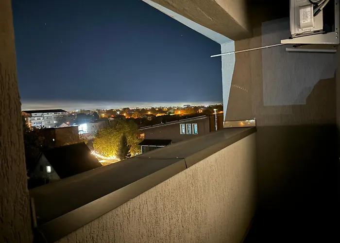 Celine Confort N. D. Cocea Apartment